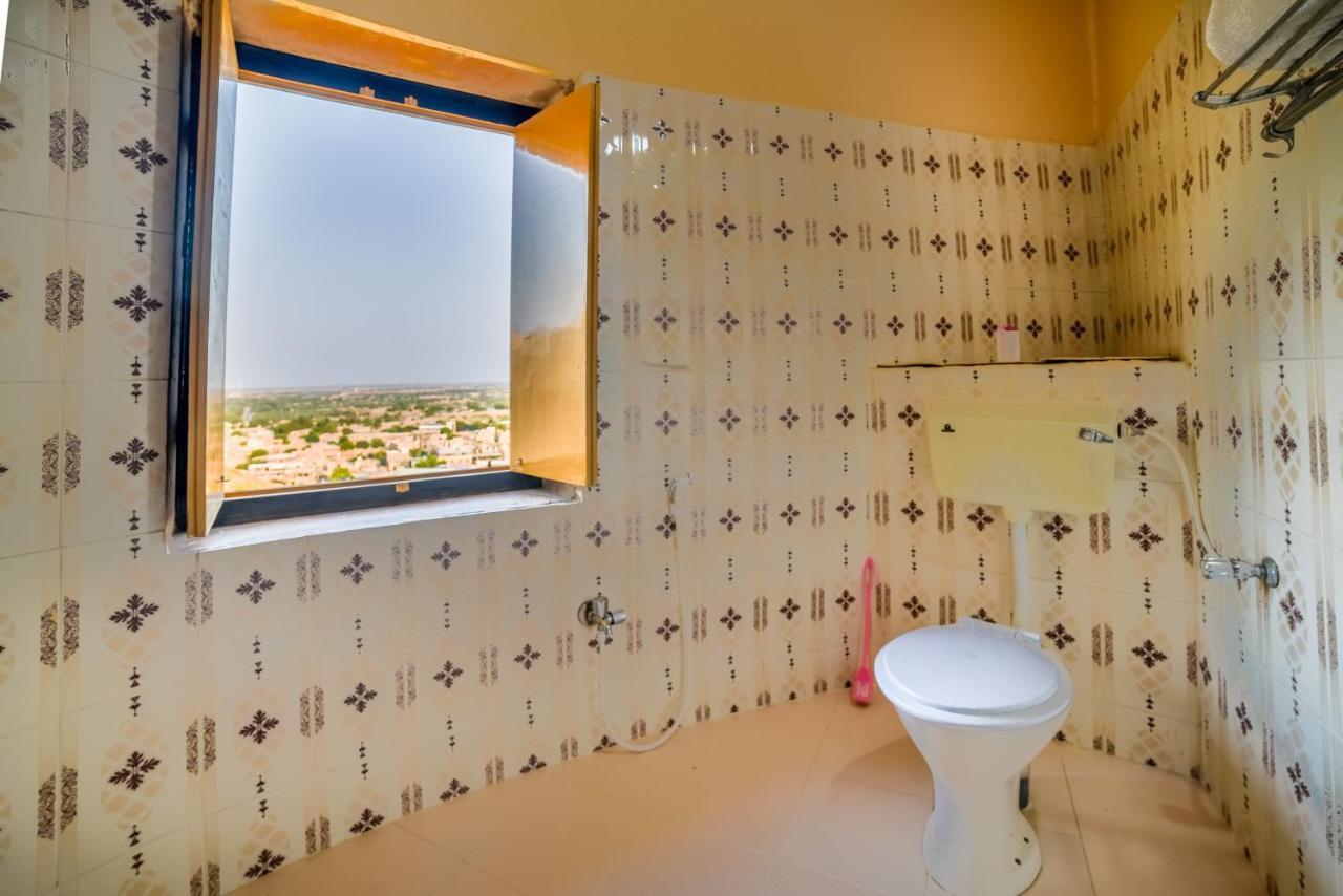 ג'איסלמר Mud Mirror Guesthouse מראה חיצוני תמונה