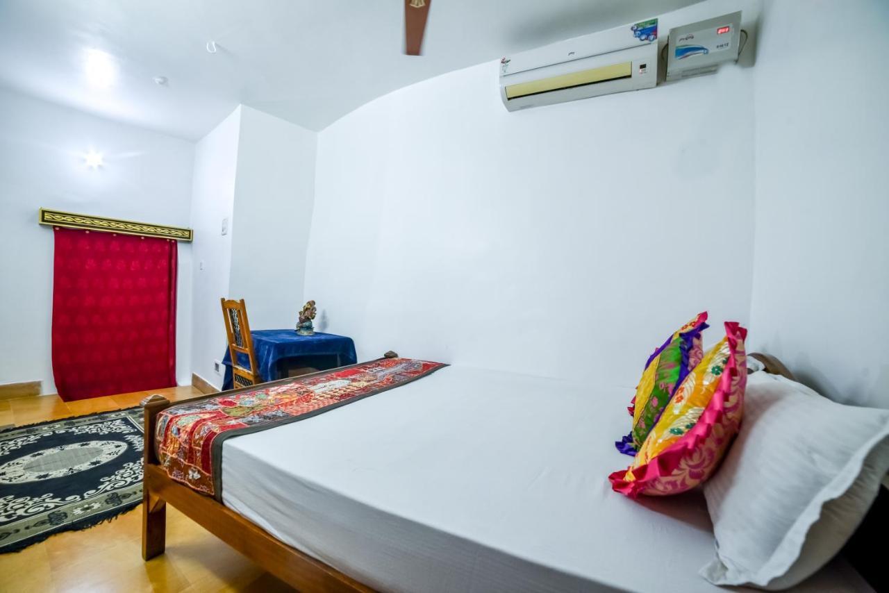 ג'איסלמר Mud Mirror Guesthouse מראה חיצוני תמונה